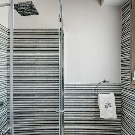 Giggino's Flat - Live Like A Local *